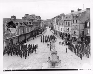Photo Source: U.S. National Archives. Digitized by Signal Corps Archive.