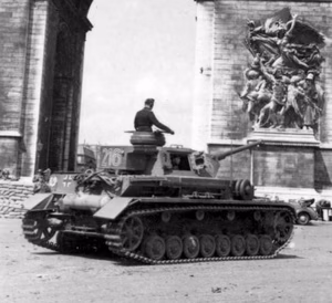 Title : Paris, Panzer IV der LSSAH vor Triumphbogen Extra information : Frankreich, Paris.- Parade der Waffen-SS-Division "LSSAH" (Leibstandarte-SS Adolf Hitler), Panzer IV vor dem Triumphbogen (Arc de Triomphe); SS-PK For documentary purposes the German Federal Archive often retained the original image captions , which may be erroneous, biased, obsolete or politically extreme . Factual corrections and alternative descriptions are encouraged separately from the original description. Additionally errors can be reported at this page to inform the Bundesarchiv. Alemannisch | العربية | Boarisch | беларуская | беларуская (тарашкевіца) | català | čeština | Deutsch | English | Esperanto | español | suomi | français | हिन्दी | hrvatski | magyar | italiano | 한국어 | македонски | Plattdüütsch | polski | português | română | русский | sicilianu | slovenčina | slovenščina | svenska | українська | 中文 | 中文(简体) | 中文(繁體) | +/− Original historic description :