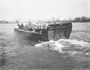 U.S. troops crossing the Rhine near Nierstein on 23 March 1945 in a LCVP.
