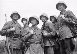 “Before the defense of Smolensk”. These soldiers will defend Smolensk.