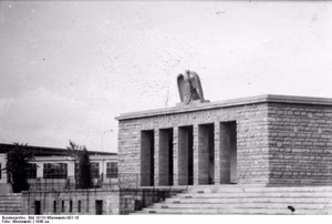 Berlin-Lichterfelde, Kaserne der Leibstandarte-SS Adolf Hitler, Gebäude (Ehrenhalle?) — Berlin