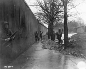 95th Infantry Division. Photo Source: U.S. National Archives. Digitized by Signal Corps Archive.