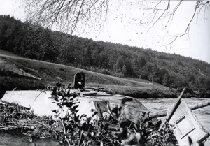 Petit-Spay Jagdpanther, too heavy for the bridge, collapsed in river Amblève