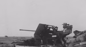 German 2 cm anti-aircraft gun of the Wehrmacht in the position before Bir Hakeim