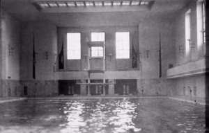 Berlin-Lichterfelde, Kaserne der Leibstandarte-SS Adolf Hitler, Schwimmhalle — Berlin