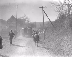 11 March, 1945. 3rd Battalion, 2nd Infantry Regiment, 5th Infantry Division. Photographer: Pvt. Keen, 165th Signal Photo Co.