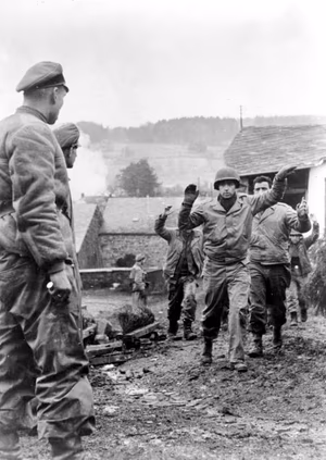 Bundesarchiv: American prisoners during the Ardennes offensive, December 1944